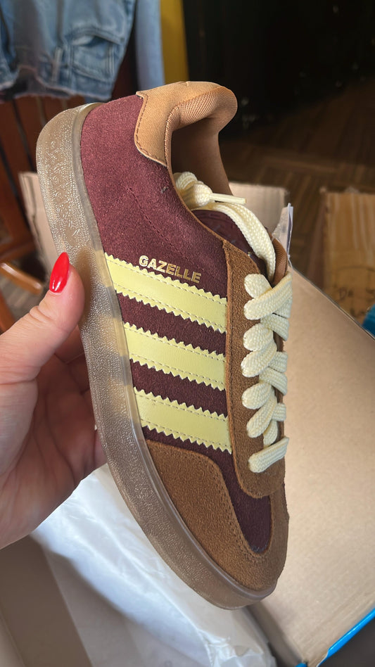 Gazelle BORDO Y AMARILLO