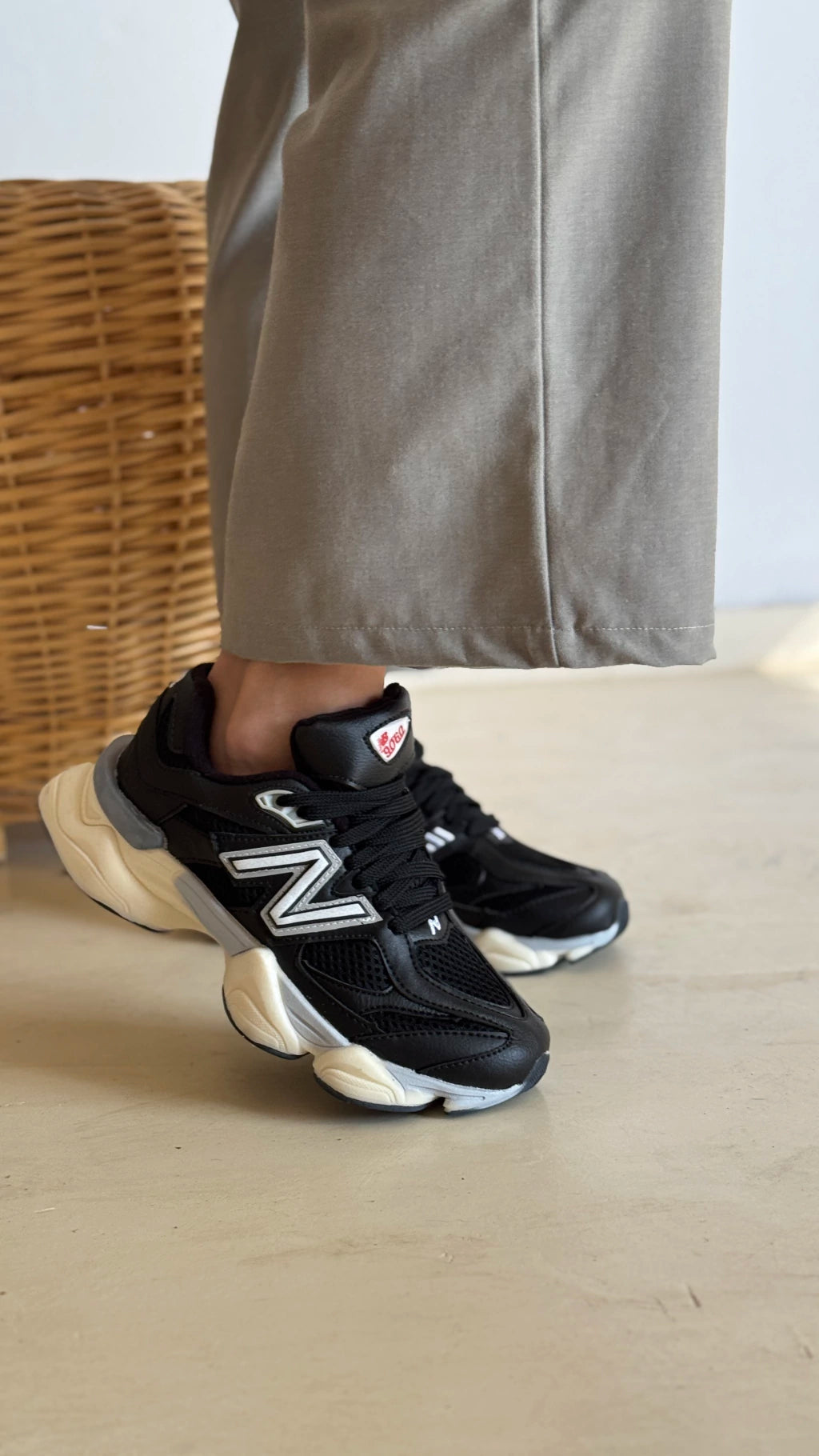NB Detalle Cuerina Black