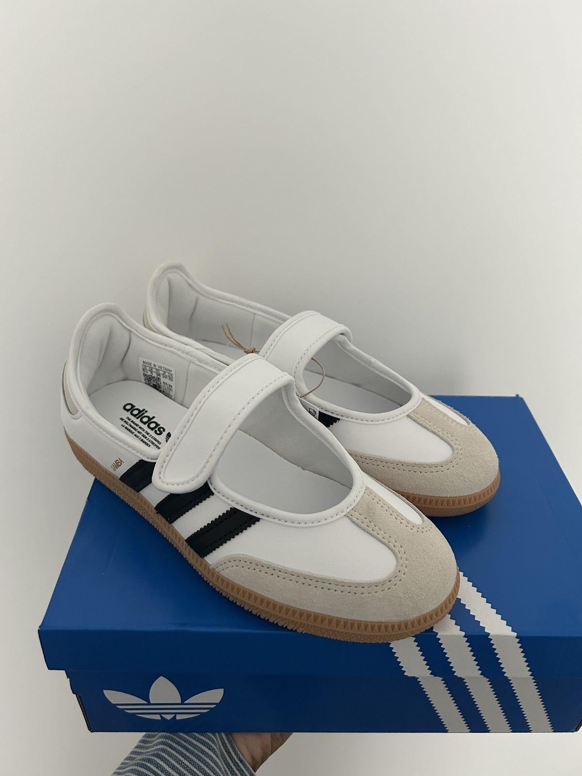 Adi Ballerinas Blancas