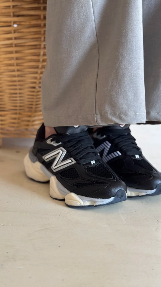 NB Detalle Cuerina Black