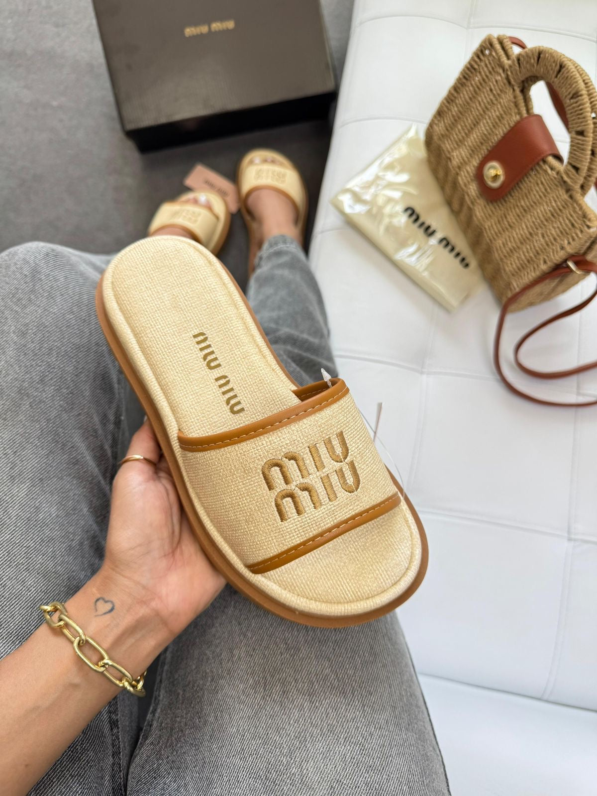 Sandalias Tipo Miu Miu