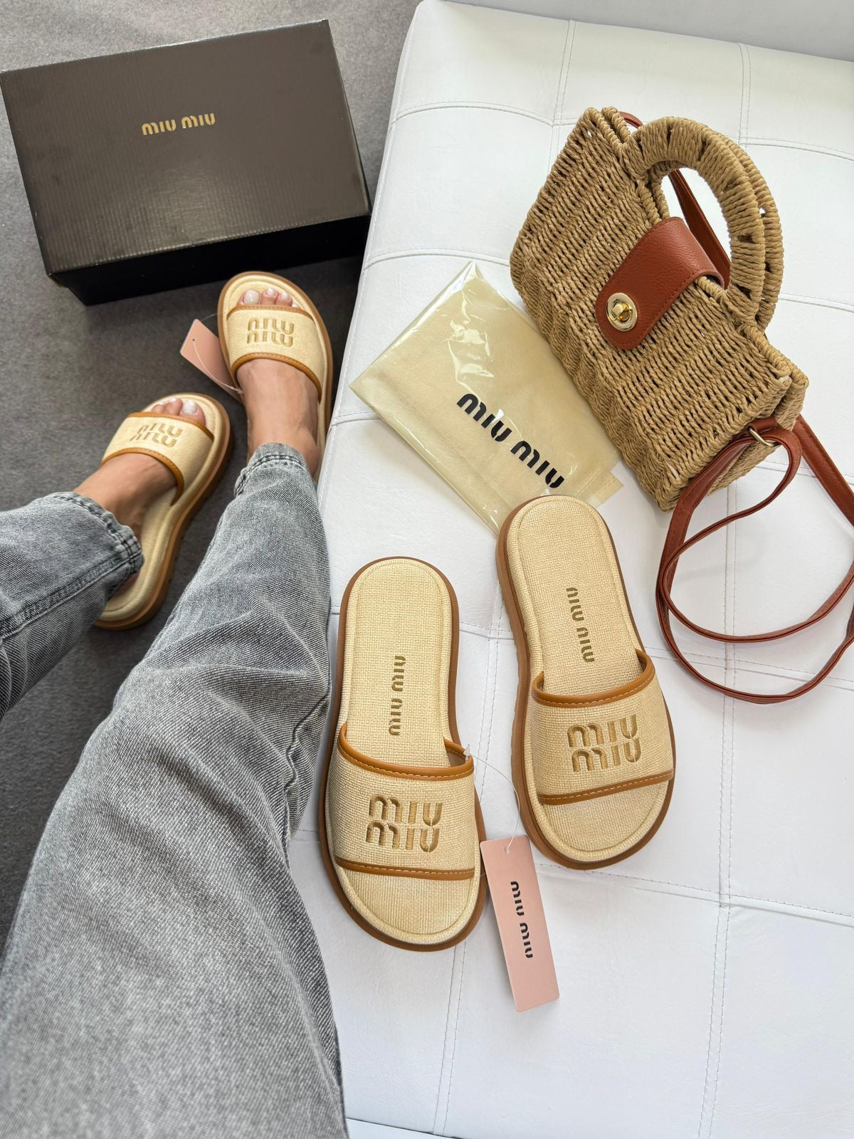 Sandalias Tipo Miu Miu