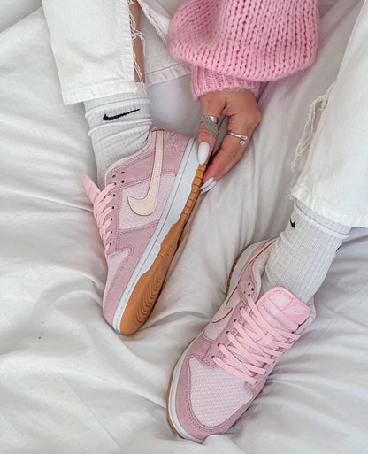 NKE DUNK PINKY